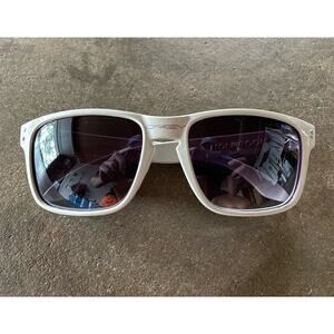 Y2K Oakley Holbrook Sunglasses - White W/ Red - Gray Lens - A-2109